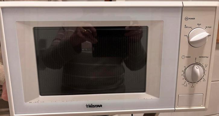 Magnetron - Ideaal voor Camping!, Witgoed en Apparatuur, Magnetrons, Gebruikt, Vrijstaand, Magnetron, Minder dan 45 cm, Draaiplateau