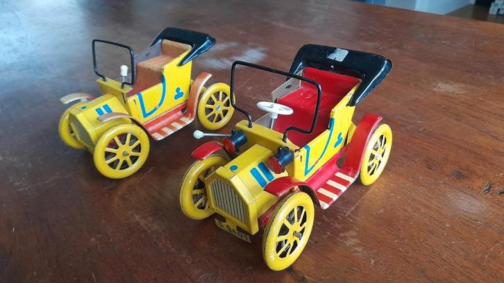 Blikken auto oldtimers Dedecek frictiemotor zelfrijdend mooi, Antiek en Kunst, Antiek | Speelgoed, Ophalen of Verzenden