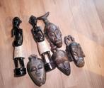 houten maskers en houten beeldjes man en vrouw., Antiek en Kunst, Ophalen