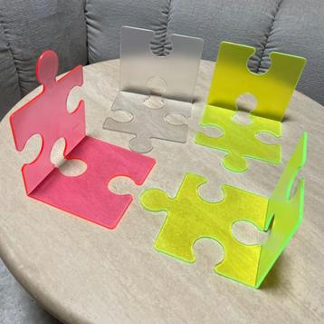 HAN puzzel boekensteunen - twee setjes beschikbaar voor biedingen