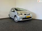 Toyota Aygo 1.0 | elek. pakket | 3DRS, Voorwielaandrijving, Gebruikt, 4 stoelen, 68 pk