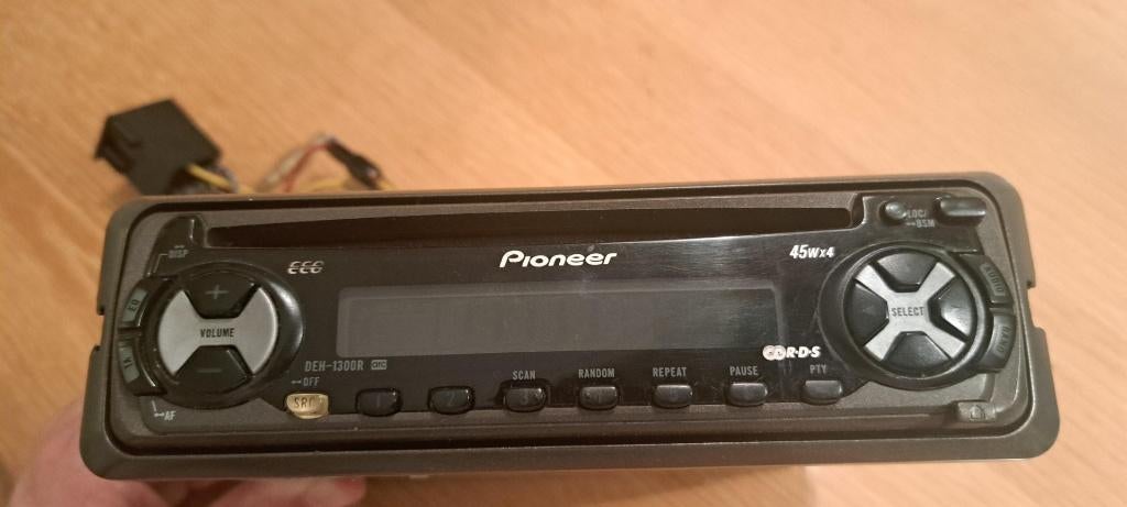 Pioneer autoradio met cd, Ophalen