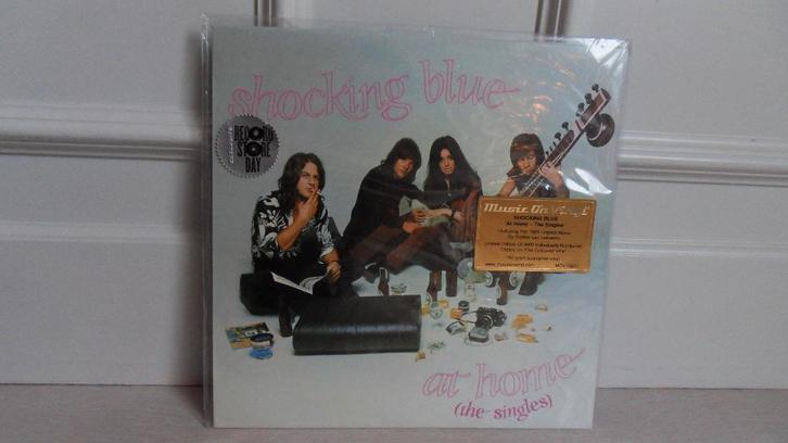 10 Inch Vinyl : Shocking Blue at Home Geseald Pink, Cd's en Dvd's, Vinyl | Rock, Nieuw in verpakking, Poprock, 10 inch, Ophalen of Verzenden