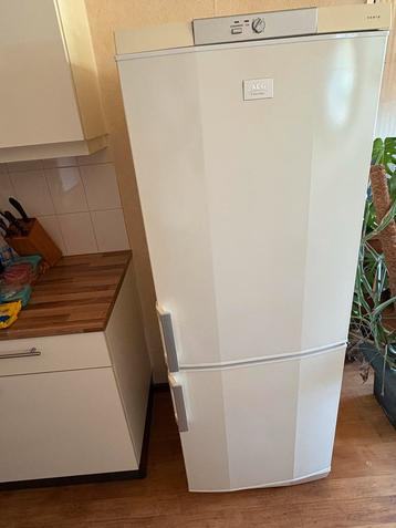 AEG Koel-Vriescombinatie - Werkt Perfect! beschikbaar voor biedingen