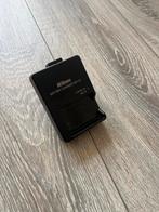 Nikon MH-24 Batterijlader, Ophalen of Verzenden, Gebruikt, Oplaadbaar