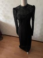 Prachtige zwarte lange kanten jurk maat S, Overige typen, Zwart, Nieuw, Ophalen of Verzenden