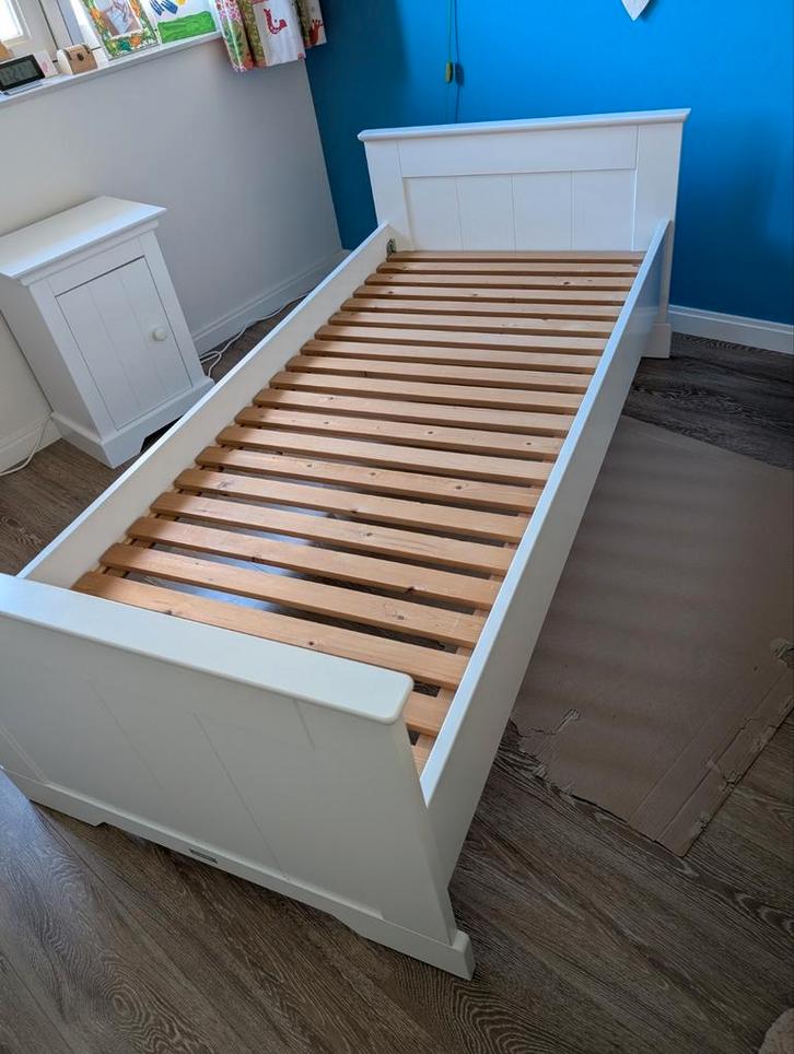Bopita bed 200cm, 3-deurs kast en nachtkastje, Kinderen en Baby's, Kinderkamer | Complete kinderkamers, Zo goed als nieuw, Jongetje of Meisje