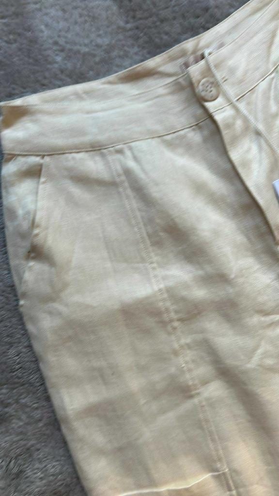 Guess dames modebroek – Crème, Maat 42, Kleding | Dames, Broeken en Pantalons, Zo goed als nieuw, Maat 42/44 (L), Overige kleuren