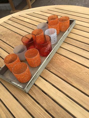 12 leuke theelichten op mooi plateau samen 7,50€ beschikbaar voor biedingen