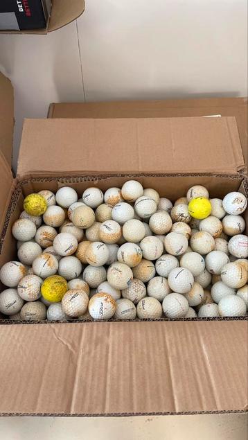 200x Titleist ballen beschikbaar voor biedingen