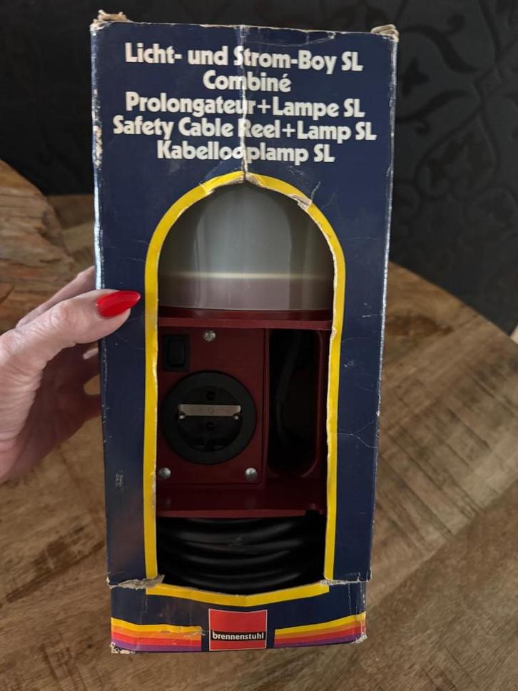 Brennenstuhl Kabelhaspel met Lamp ., Doe-het-zelf en Verbouw, Bouwverlichting, Minder dan 50 watt, Ophalen