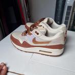 Nike Air Max 1 - Klassieker!, Bruin, Nike, Ophalen of Verzenden, Sneakers of Gympen
