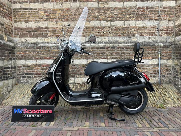 Vespa GTS 300 HPE | 2022 | 6536KM, Motoren, Motoren | Overige merken, Particulier, Scooter, 12 t/m 35 kW, 1 cilinder, Minimaal motorrijbewijs A2