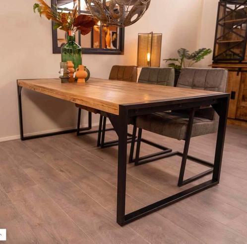 Eettafel || Mangohout || Hardhout || 240x100x73 || Stoer, Huis en Inrichting, Tafels | Eettafels, Nieuw, 100 tot 150 cm, 200 cm of meer
