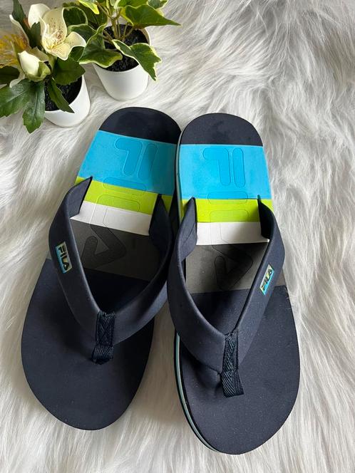 FILA / Heren teenslippers / Zo goed als nieuw, Kleding | Heren, Badmode en Zwemkleding, Overige maten, Blauw, Ophalen of Verzenden