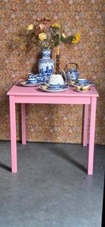 Roze vierkante keukentafel eettafel bijzettafel tafel !, Ophalen, 50 tot 100 cm, Vierkant, Tot twee personen