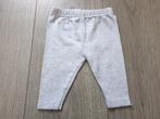 Grijze legging maat 50 ~ TH2099, Kinderen en Baby's, Babykleding | Maat 50, Ophalen of Verzenden, Gebruikt, Meisje, Broekje