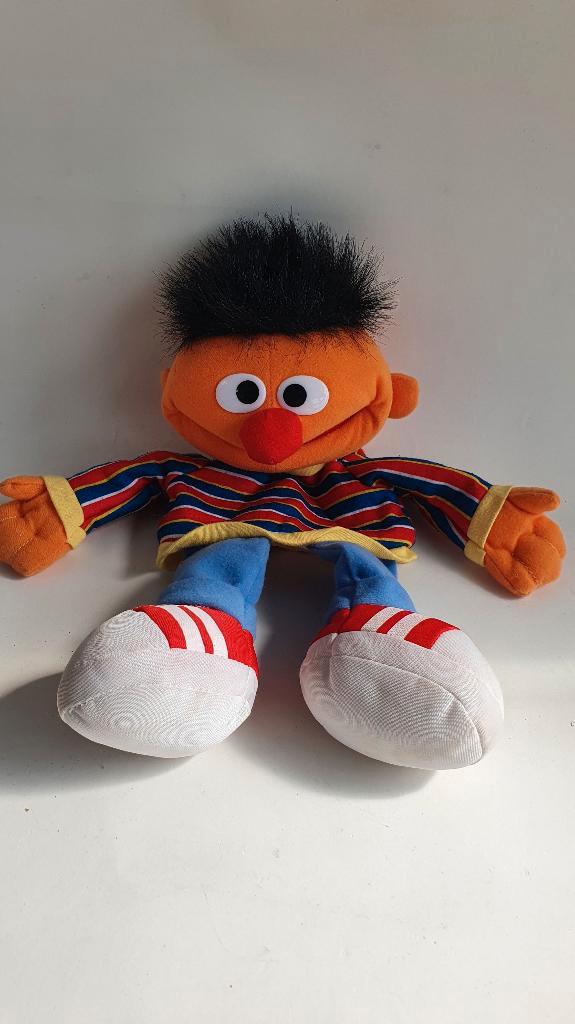 Ernie handpop Sesamstraat, 36 cm. S35, Kinderen en Baby's, Speelgoed | Knuffels en Pluche, Gebruikt, Overige typen, Ophalen of Verzenden