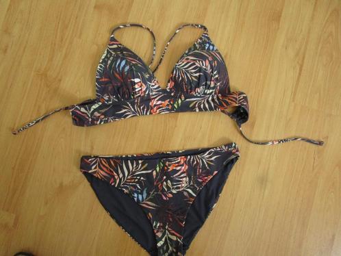 H&m - bikini maat 40 - bladerenprint - padded cups, Kleding | Dames, Badmode en Zwemkleding, Zo goed als nieuw, Bikini, Ophalen of Verzenden