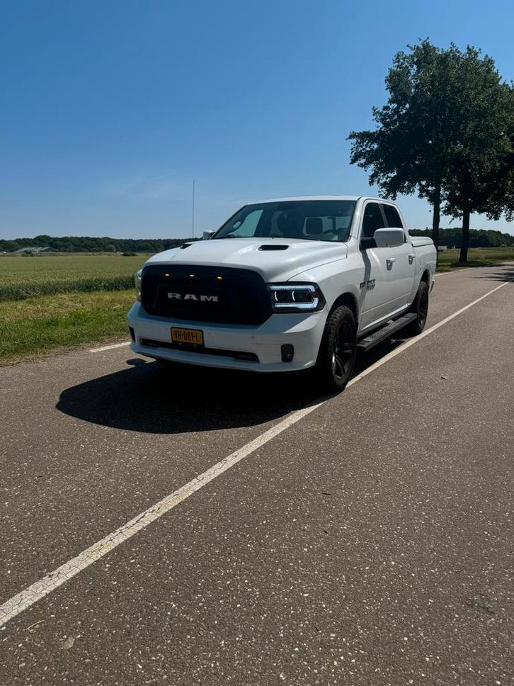 Dodge RAM Dodge RAM 2014 5.7 HEMI 200L LPG, Auto's, Bestelauto's, Particulier, Dodge, Origineel Nederlands, Ophalen
