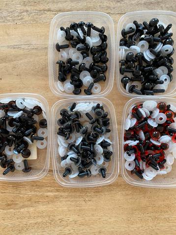 Veiligheidsoogjes zwart/met subtiele kleur 12 mm-per 10 paar beschikbaar voor biedingen