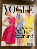 Vogue Nederland eerste editie maart 2012, Ophalen of Verzenden, Zo goed als nieuw, Damesbladen