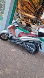 Mooie Piaggio (Akra)  beverly 350 motorscooter abs asr 2012, Ophalen of Verzenden, Zo goed als nieuw
