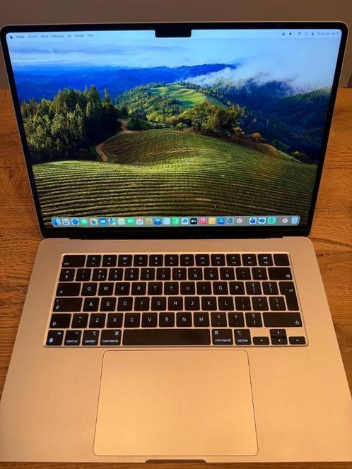 ≥ Apple MacBook Air 15.3