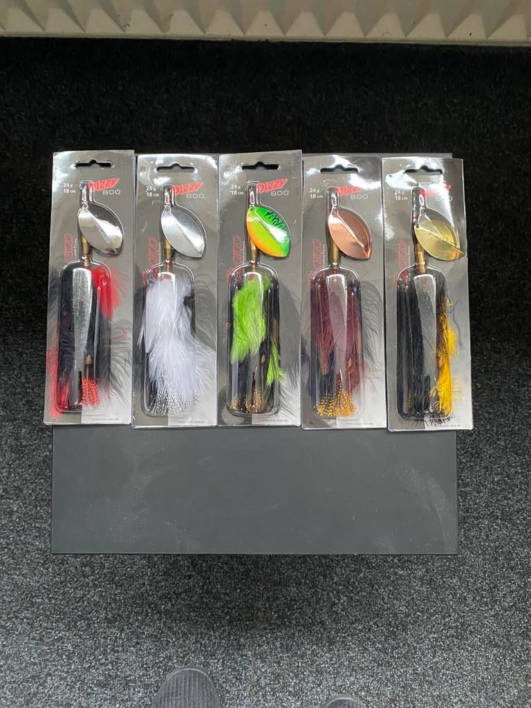 NIEUW Iron Claw Dizzy bucktail spinner 18cm 24gr (5 kleuren), D, Overige typen, Nieuw, Ophalen of Verzenden