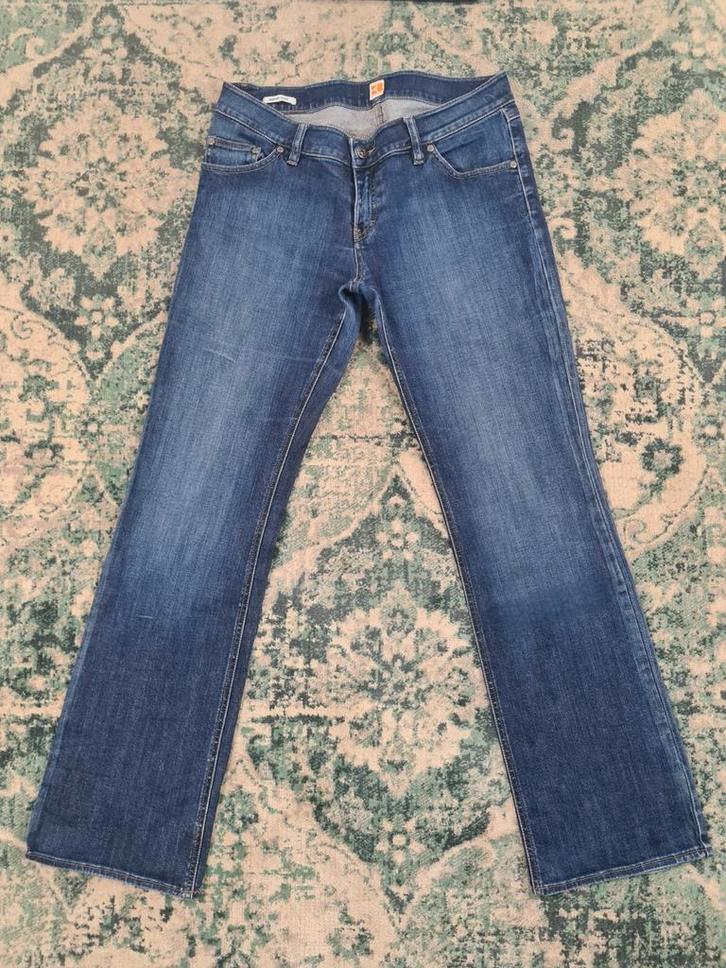 Boss orange bootcut W32 L34 WMN Tulsi3234, Kleding | Dames, Spijkerbroeken en Jeans, Zo goed als nieuw, W30 - W32 (confectie 38/40)
