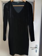 Elegante Kerstjurk, Kleding | Dames, Maat 38/40 (M), Zwart, Ophalen of Verzenden, Boven de knie