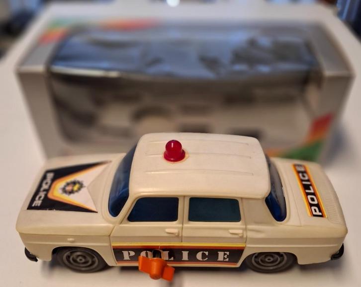 Vasileiadis(?) Renault 8 / R8 “Police”, Hobby en Vrije tijd, Modelauto's | 1:18, Zo goed als nieuw, Auto, Overige merken, Ophalen of Verzenden