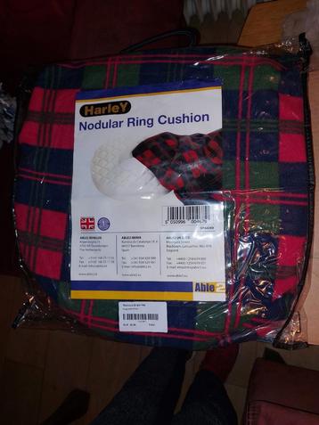 Ringkussen - Zo Goed Als Nieuw! beschikbaar voor biedingen