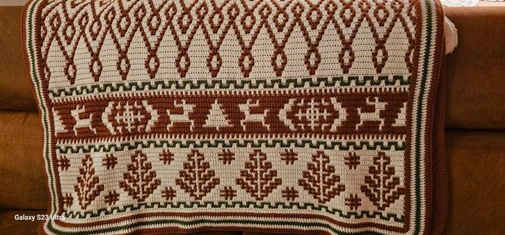 Hand Gehaakte Mozaïek deken - 140x200 cm, Antiek en Kunst, Antiek | Kleden en Textiel, Ophalen of Verzenden