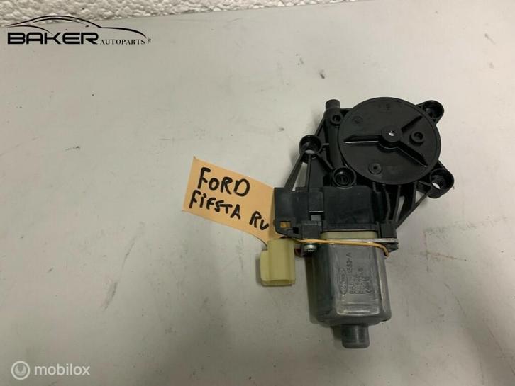 Raammotor rechtsvoor Ford Fiesta VII ('17-'18) 8A6114553A, Auto-onderdelen, Ruiten en Toebehoren, Ford, Gebruikt, Ophalen of Verzenden