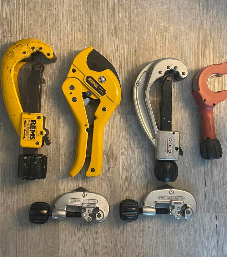 Partij Pijp snierders en Pijp schaar., Doe-het-zelf en Verbouw, Gereedschap | Handgereedschap, Zo goed als nieuw, Ophalen of Verzenden