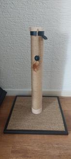 Designed by Lotte Vyda krabpaal, Dieren en Toebehoren, Krabmeubelen, Ophalen of Verzenden, Zo goed als nieuw