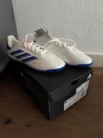 Adidas zaalvoetbalschoenen maat 33 nieuw, Maat XS of kleiner, Ophalen of Verzenden, Zo goed als nieuw, Schoenen