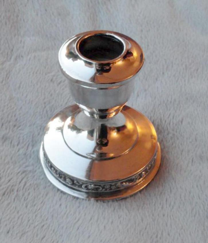 Kandelaar Zilver bloemenrand, Antiek en Kunst, Antiek | Kandelaars, Zilver, Verzenden