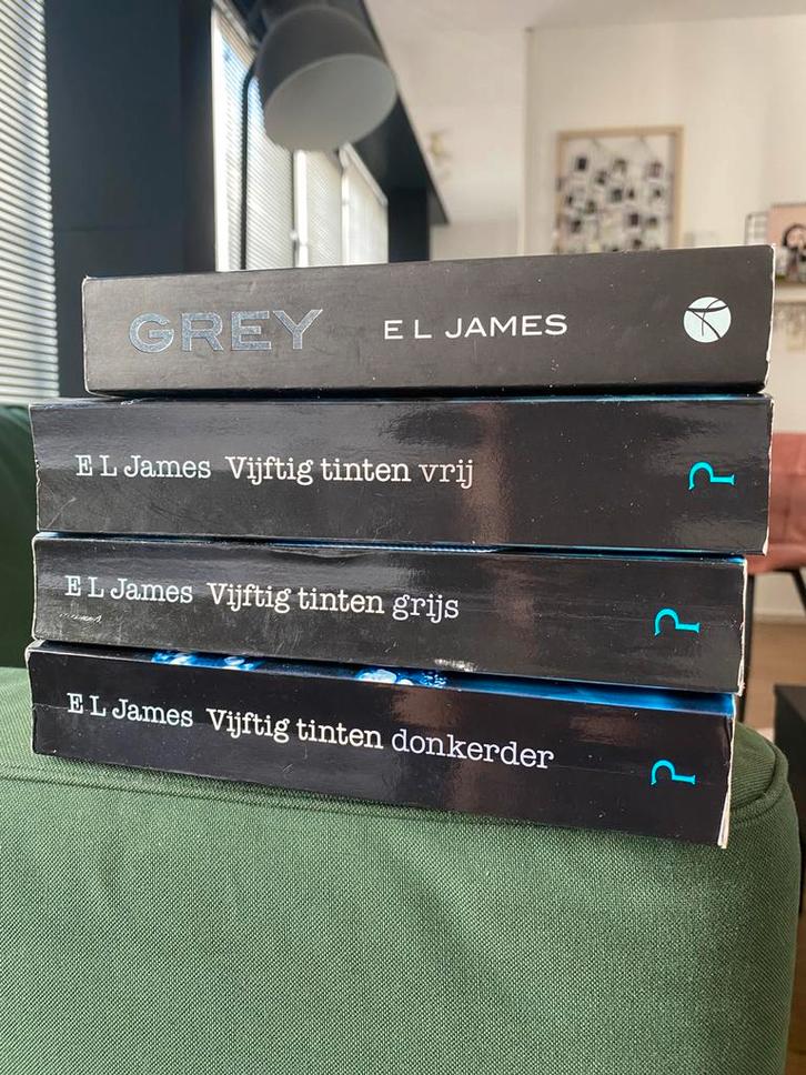 Trilogie Fifty Shades of Grey nederlandstalig, Boeken, Romans, Gelezen, Amerika, Ophalen of Verzenden