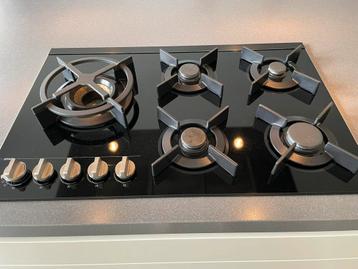 ATAG gas op glaskookplaat met wokbrander 794 mm beschikbaar voor biedingen