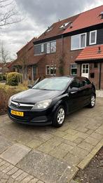 Opel Astra GTC 1.8/apk tot 08-2026/Carplay/Dealeronderhouden, Voorwielaandrijving, Zwart, 4 cilinders, 1165 kg