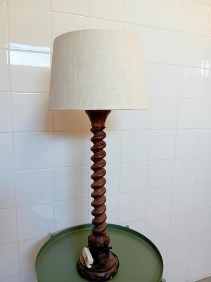Stijlvolle Staande Schemerlamp met Kap, Huis en Inrichting, Lampen | Tafellampen, Gebruikt, 50 tot 75 cm, Hout, Stof, Ophalen