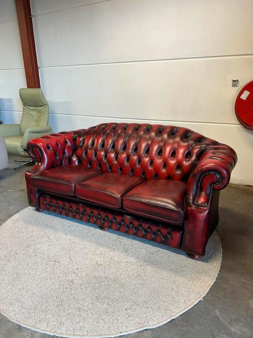 Oxblood rood chesterfield bank 3 zits bankstel vintage, Huis en Inrichting, Fauteuils, Zo goed als nieuw, Leer, 125 cm of meer