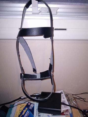 Hobbyhorse hoofdstel op aan vraag. Zie beschrijving beschikbaar voor biedingen