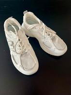 New Balance sneakers wit/zilver maat 39, Ophalen of Verzenden, Zo goed als nieuw, Wit, Sneakers of Gympen