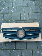 Mercedes Vito bumper grill in goede staat, Auto-onderdelen, Carrosserie en Plaatwerk, Gebruikt, Mercedes-Benz, Bumper, Verzenden