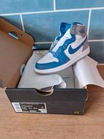 Nike Air Jordan High 1 True blue EU28.5, Ophalen of Verzenden, Nieuw, Jongen of Meisje, Schoenen