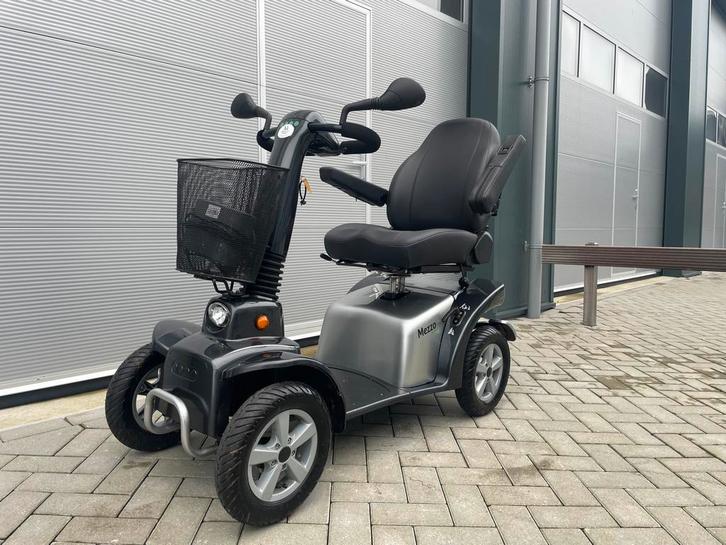 In nieuwstaat verkerende scootmobiel Life&Mobility mezzo 4, Diversen, Brommobielen en Scootmobielen, Zo goed als nieuw, Life and Mobility