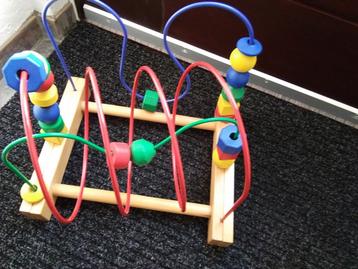 Houten kralenspiraal. Als nieuw!!! beschikbaar voor biedingen